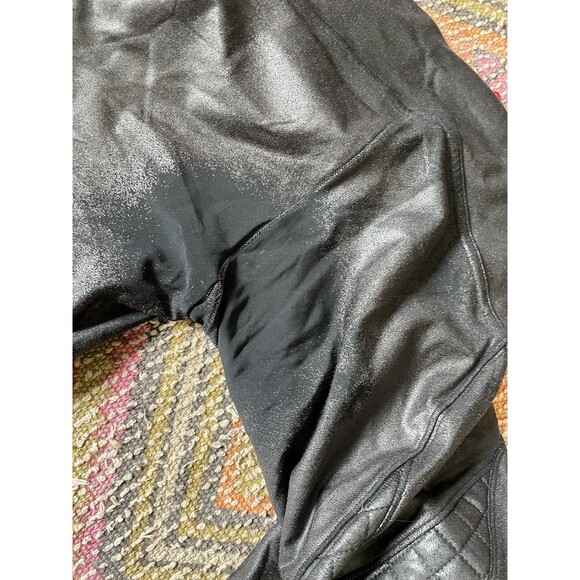 Spanx Faux Leather Quilted Leggings SZ S - Picture 6 of 6